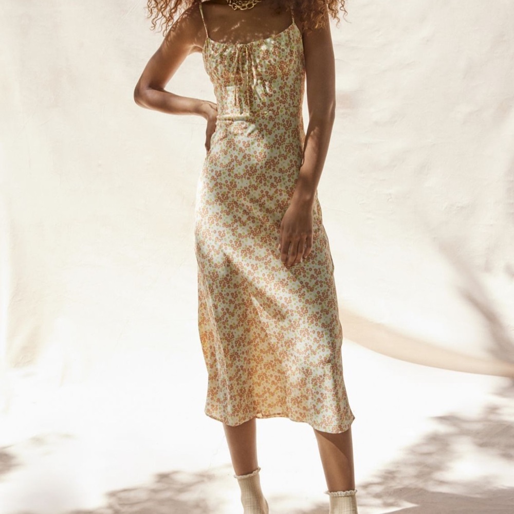 Glamorous Floral Midi Dress - Orange and Cream - size Small